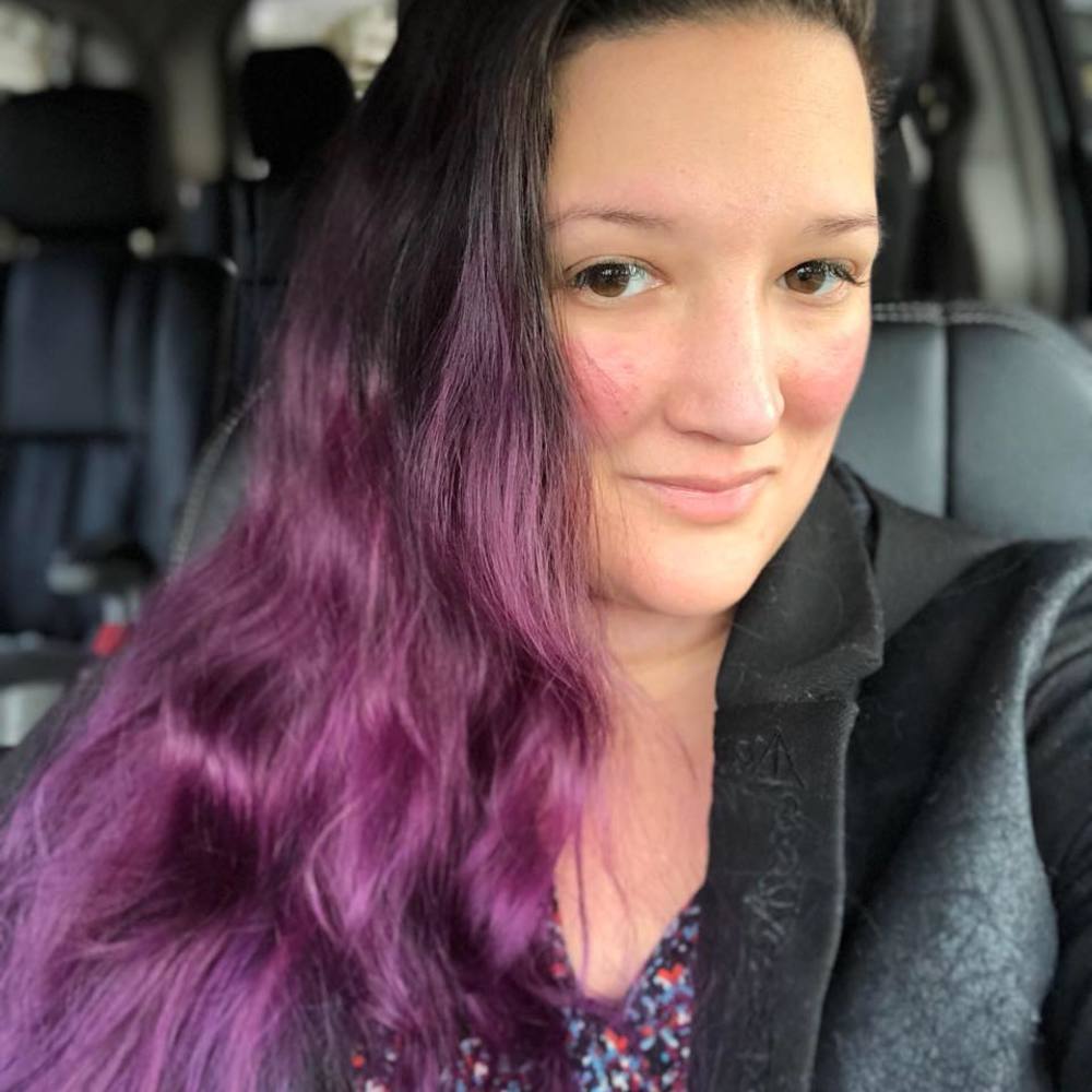 Meet your Posher, Elizabeth